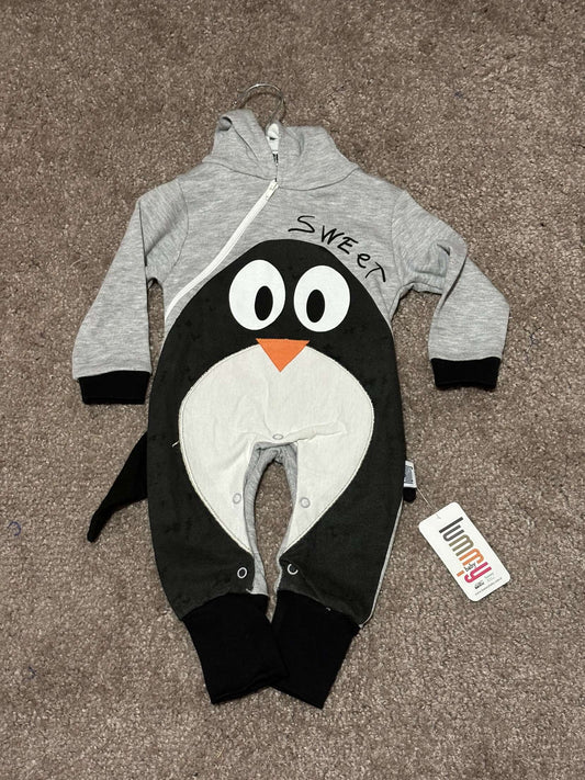 Combinaison bébé pingouin